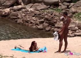 Sexo Voyeur na praia do RJ caiu na net